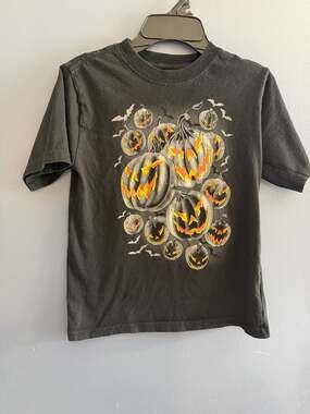 Kids Halloween Jack-O'-Lantern Graphic T-Shirt Black Size M (8)